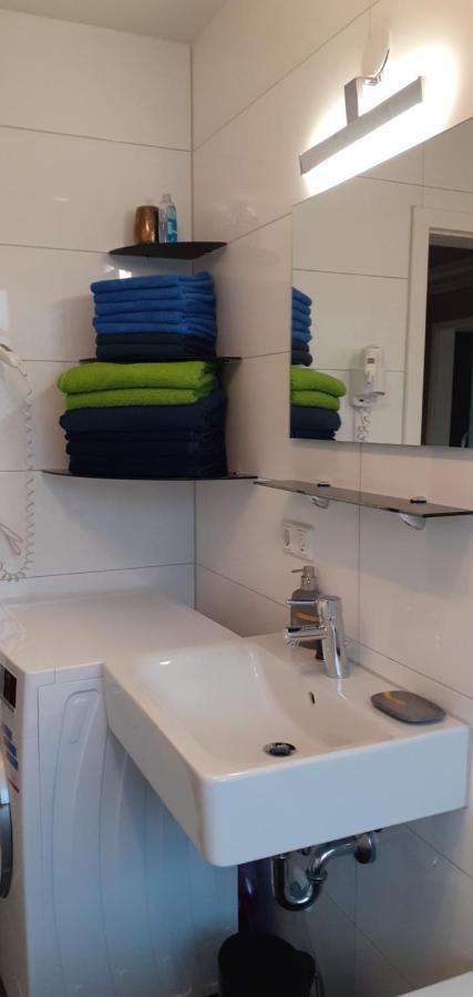 Apartments - Geraeumige 95 Qm Mit Balkon Augsburg Zewnętrze zdjęcie