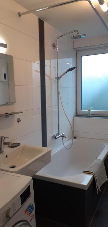 Apartments - Geraeumige 95 Qm Mit Balkon Augsburg Zewnętrze zdjęcie