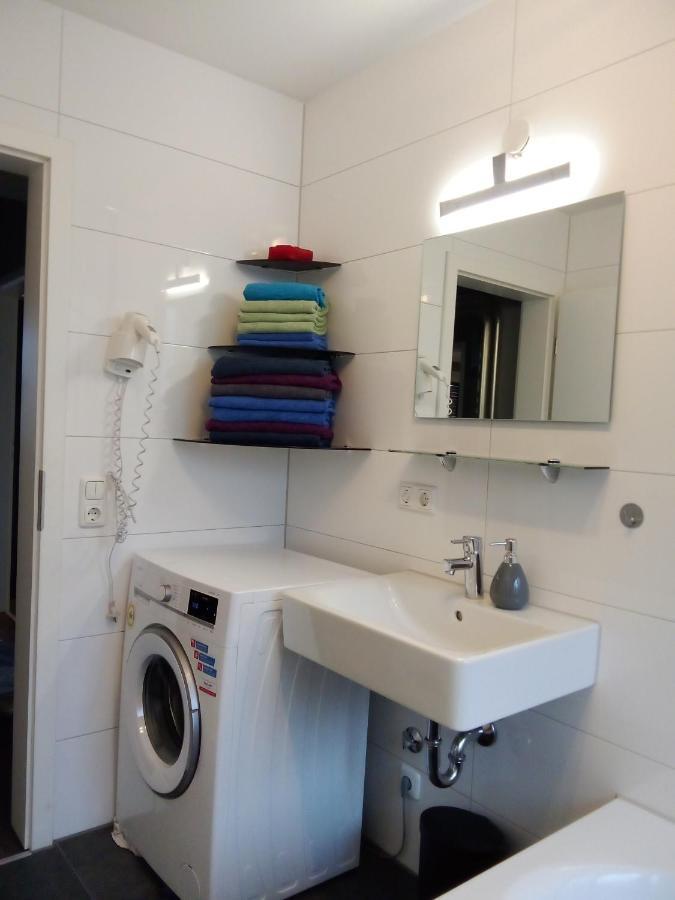 Apartments - Geraeumige 95 Qm Mit Balkon Augsburg Zewnętrze zdjęcie