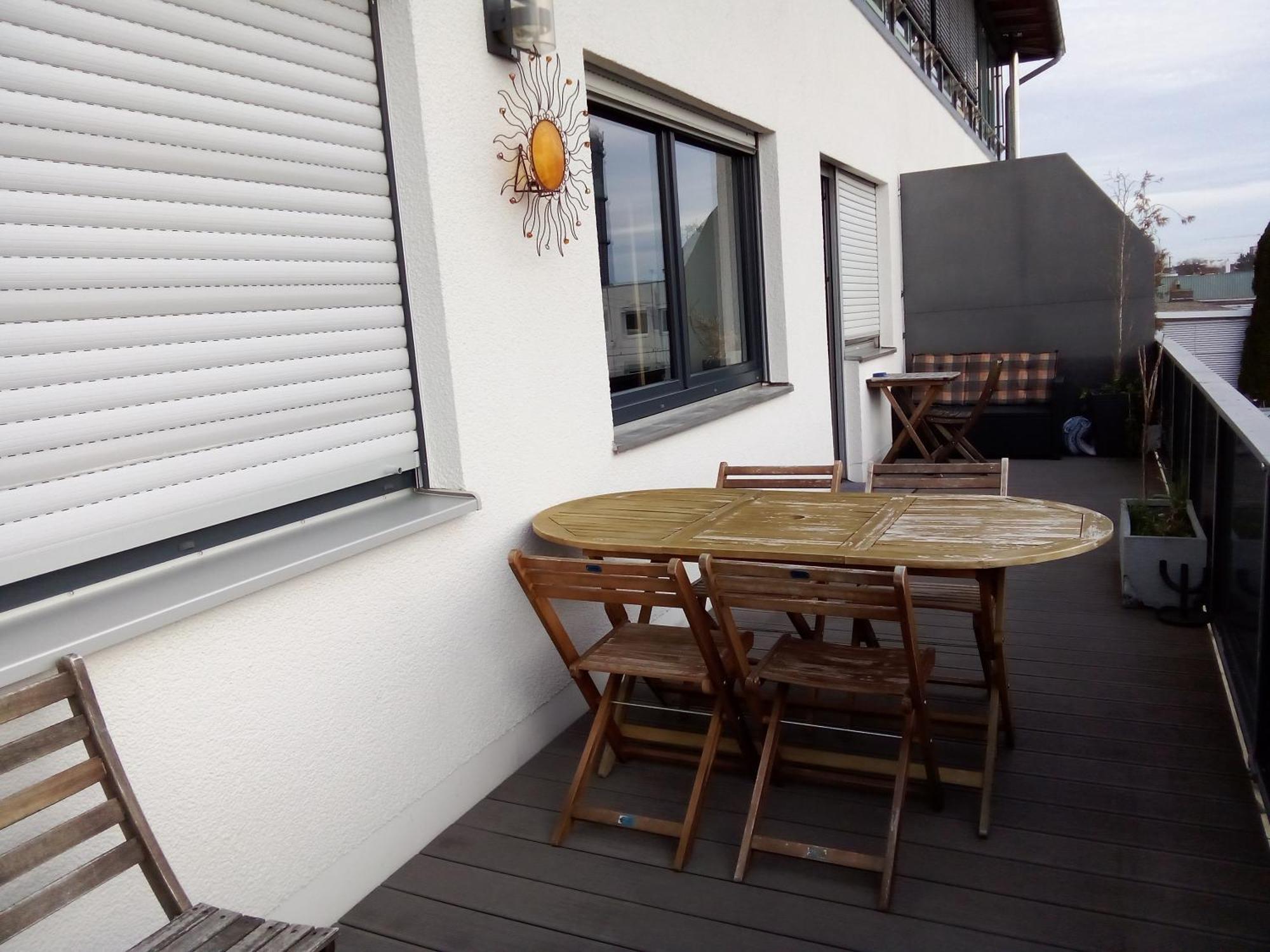 Apartments - Geraeumige 95 Qm Mit Balkon Augsburg Zewnętrze zdjęcie