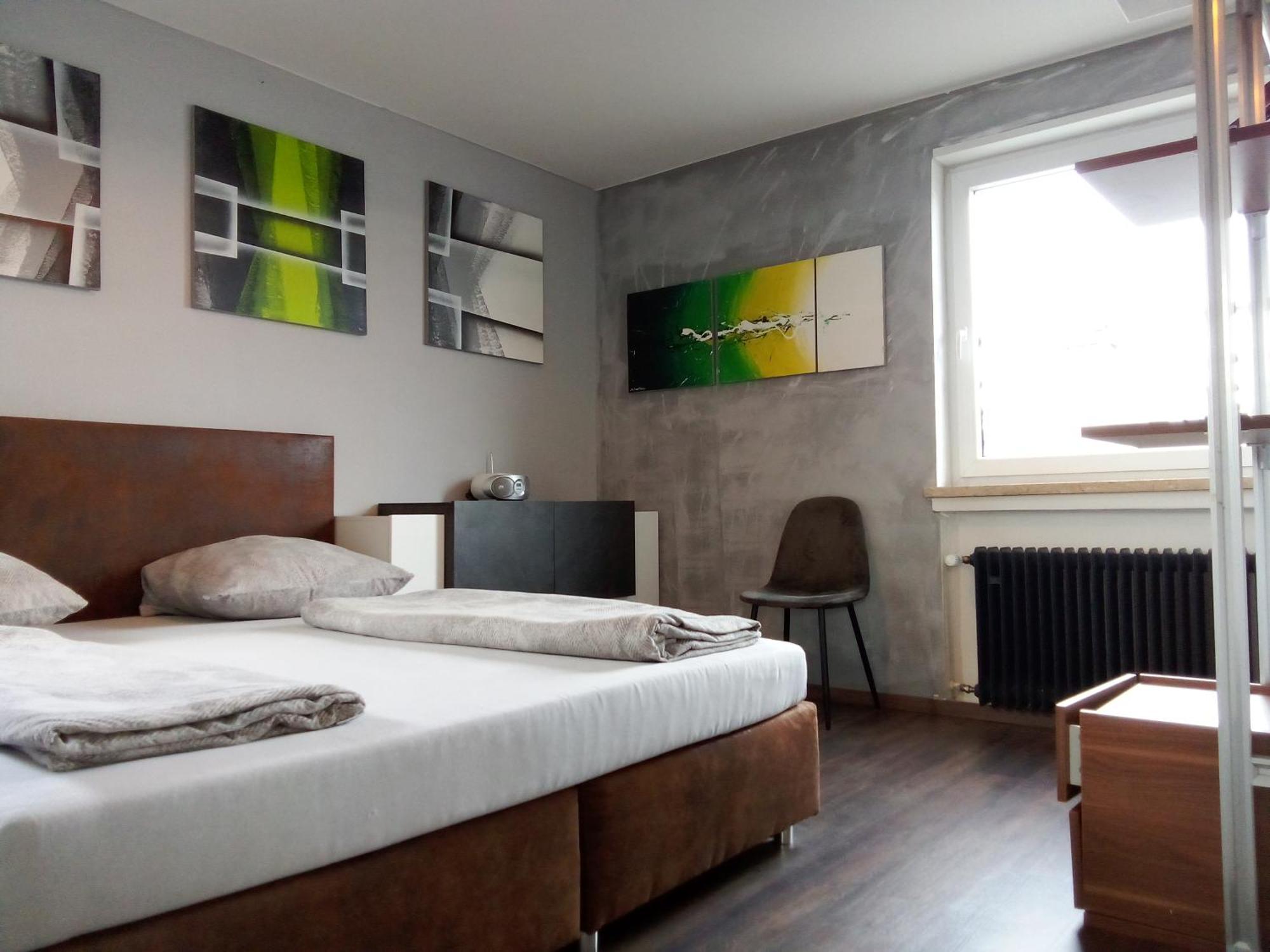 Apartments - Geraeumige 95 Qm Mit Balkon Augsburg Zewnętrze zdjęcie